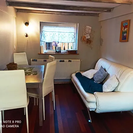 Kurna Chata Domek W Karkonoszach בית נופש *